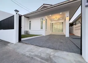For Sale House , Chokchai Village 8 , Nong Prue , Bang Lamung , Chon Buri , CX-156108