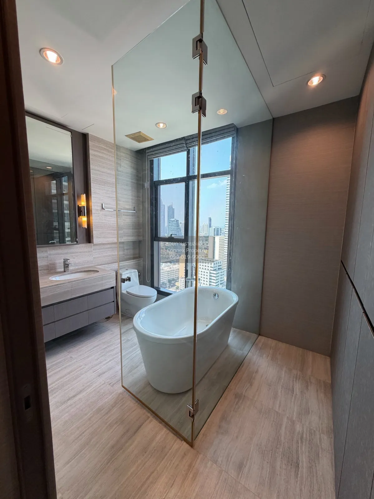 For Rent Condo , The Diplomat Sathorn , nice view , high floor , 