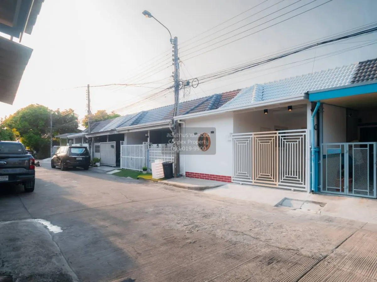 For Sale Townhouse/Townhome  , Baan Buathong 4 Baan Kluay-Sai Noi 2