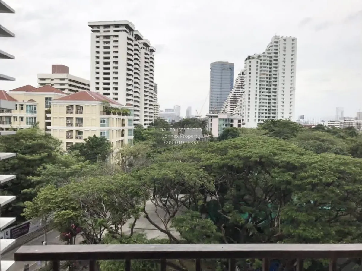 For Rent Condo , Maestro 39 , high floor , corner unit , wide fro