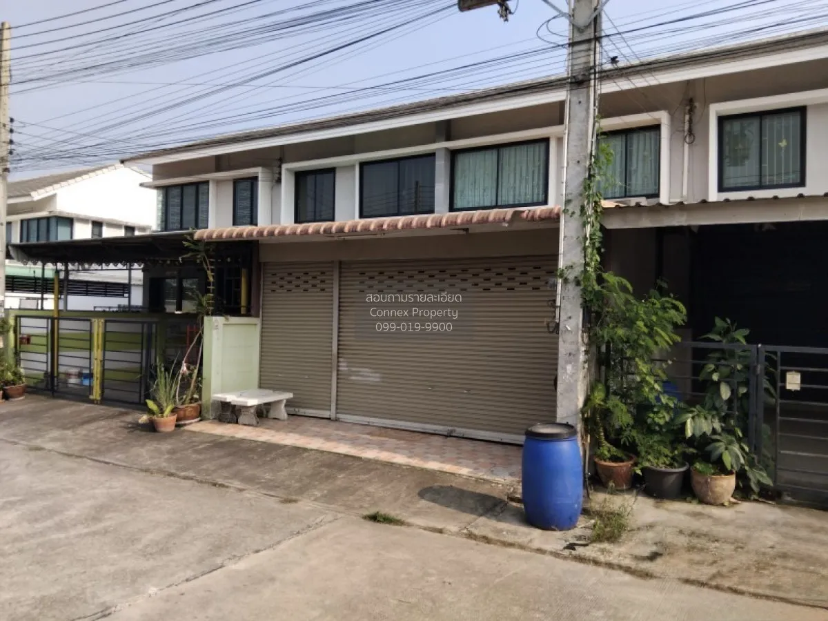For Sale Townhouse/Townhome  , Piyanudda 3 , Map Yang Phon , Plua 3