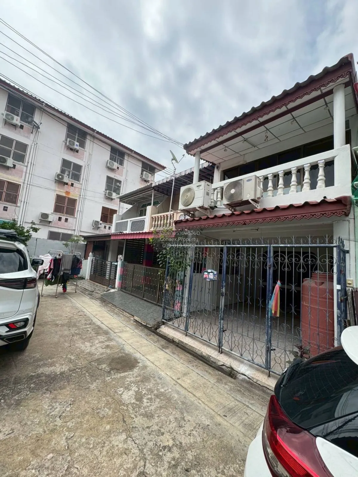 For Sale Townhouse/Townhome  , Rewadee 3 , newly renovated , Tala 2
