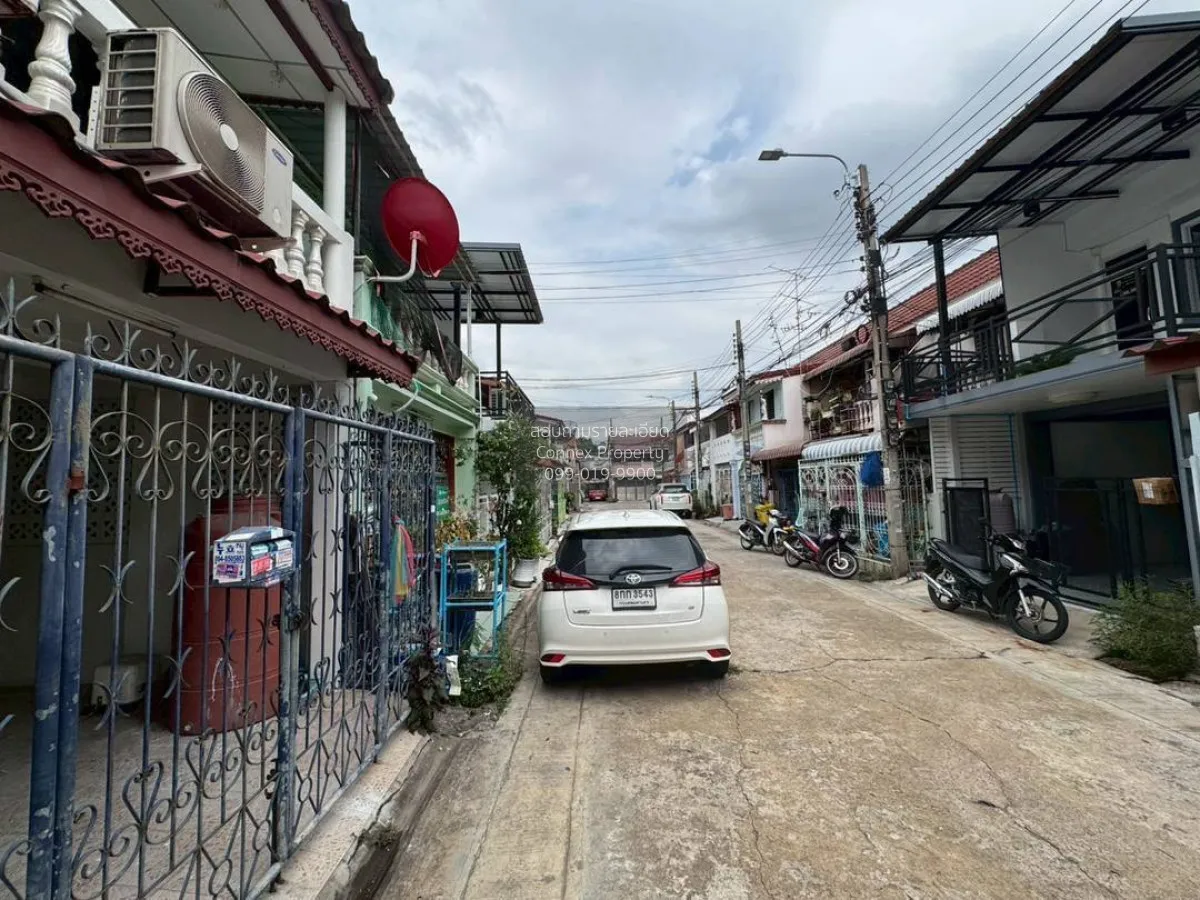 For Sale Townhouse/Townhome  , Rewadee 3 , newly renovated , Tala 3