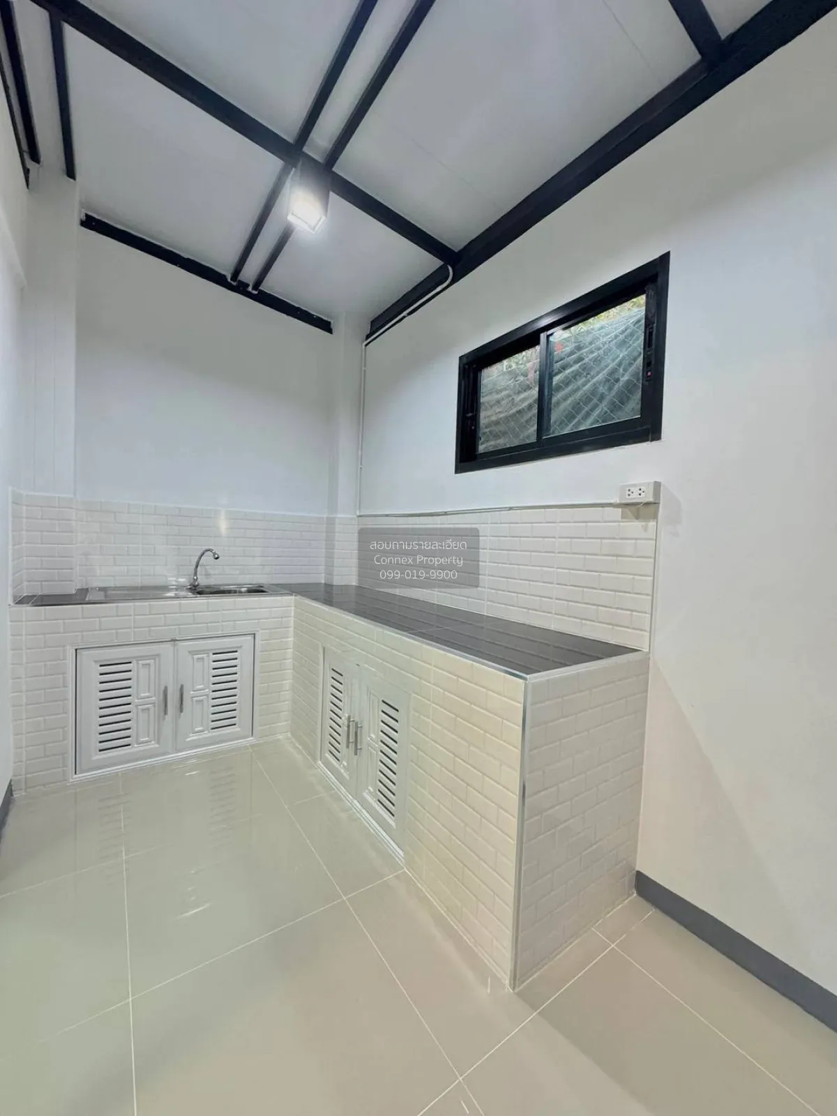 For Sale Townhouse/Townhome  , Rewadee 3 , newly renovated , Tala
