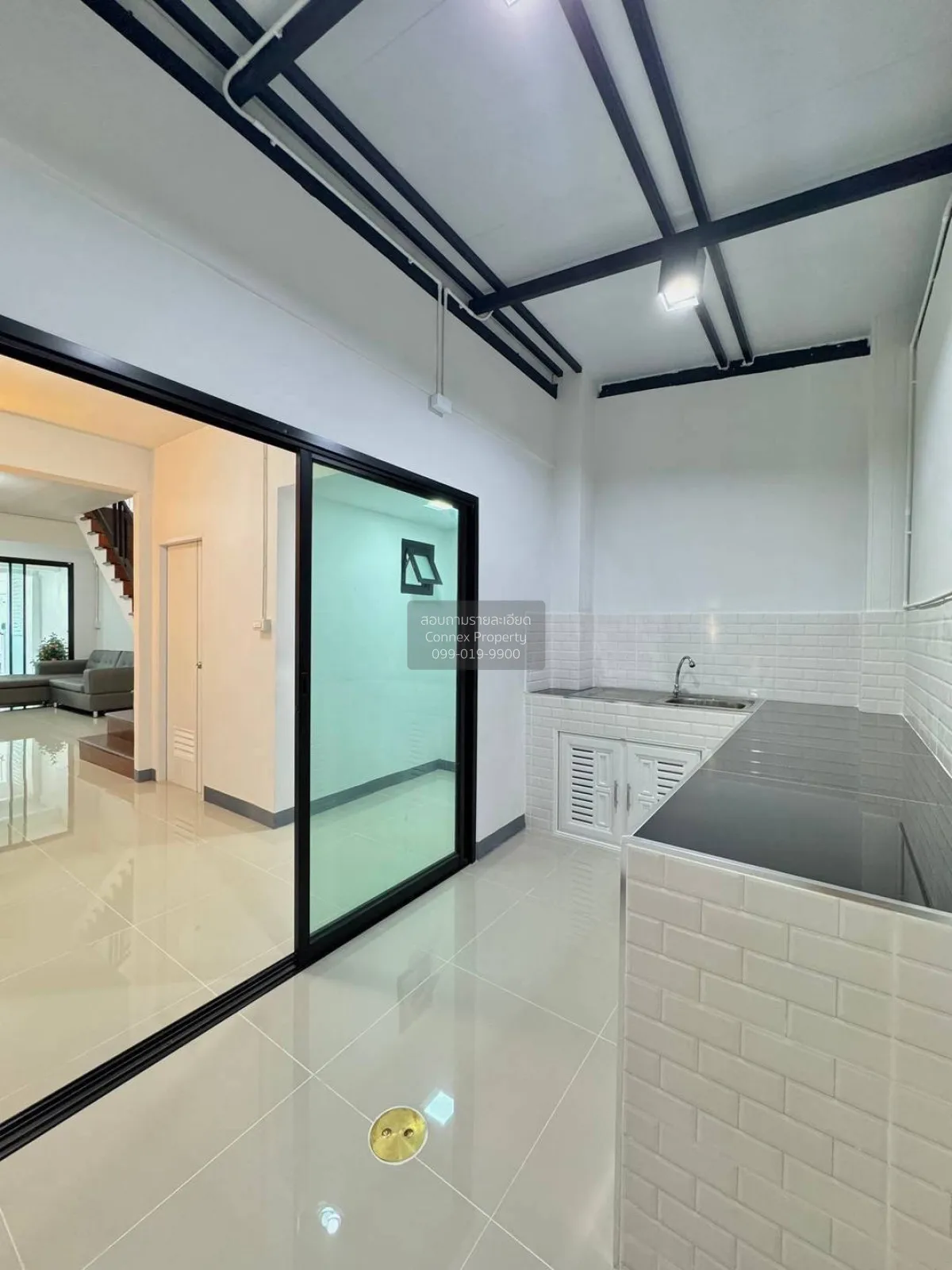 For Sale Townhouse/Townhome  , Rewadee 3 , newly renovated , Tala