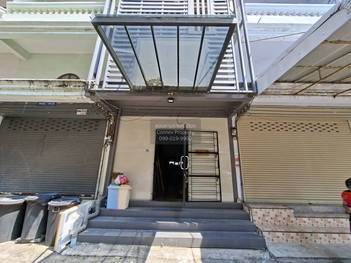 For Sale Three-story commercial building  Bang Kruai , Bang Kruai 1