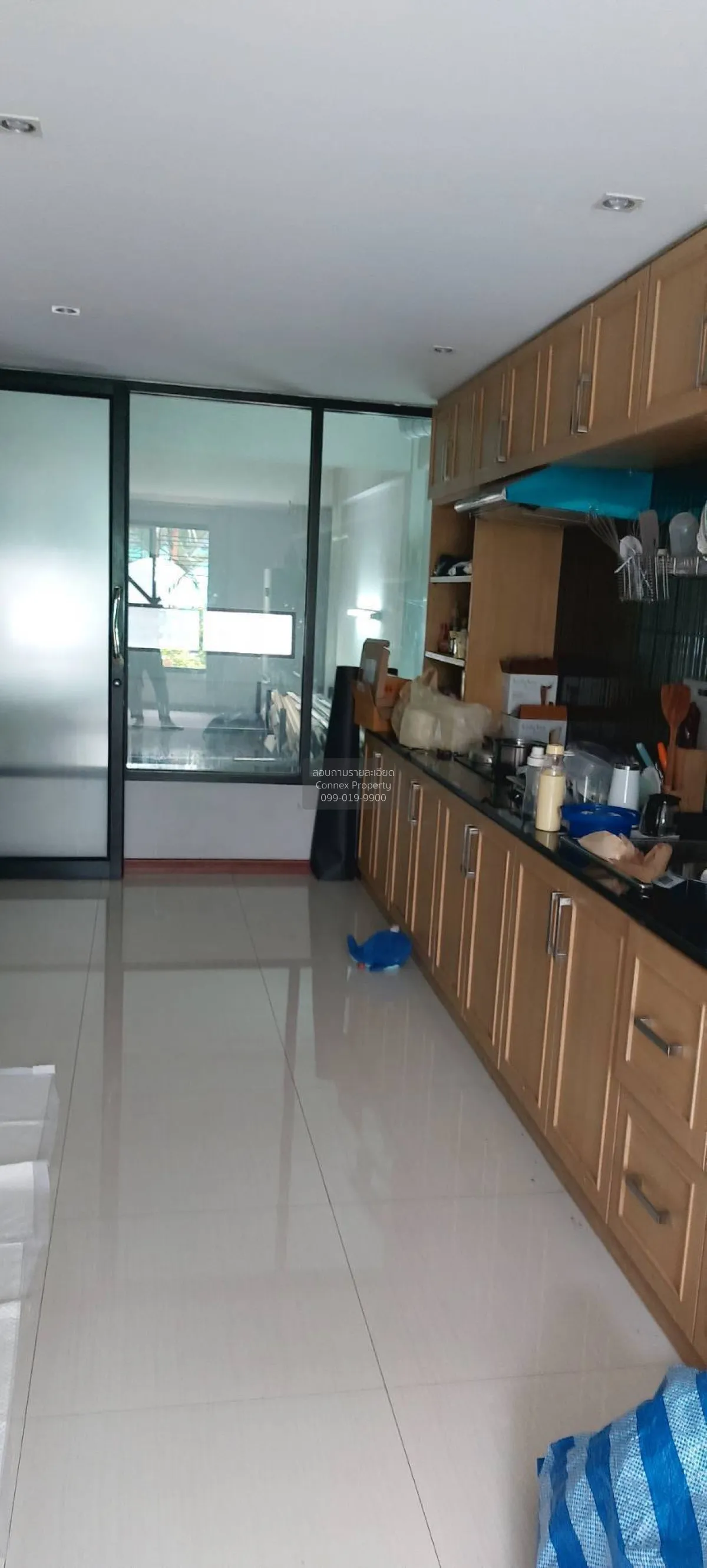 For Sale Three-story commercial building  Bang Kruai , Bang Kruai 2