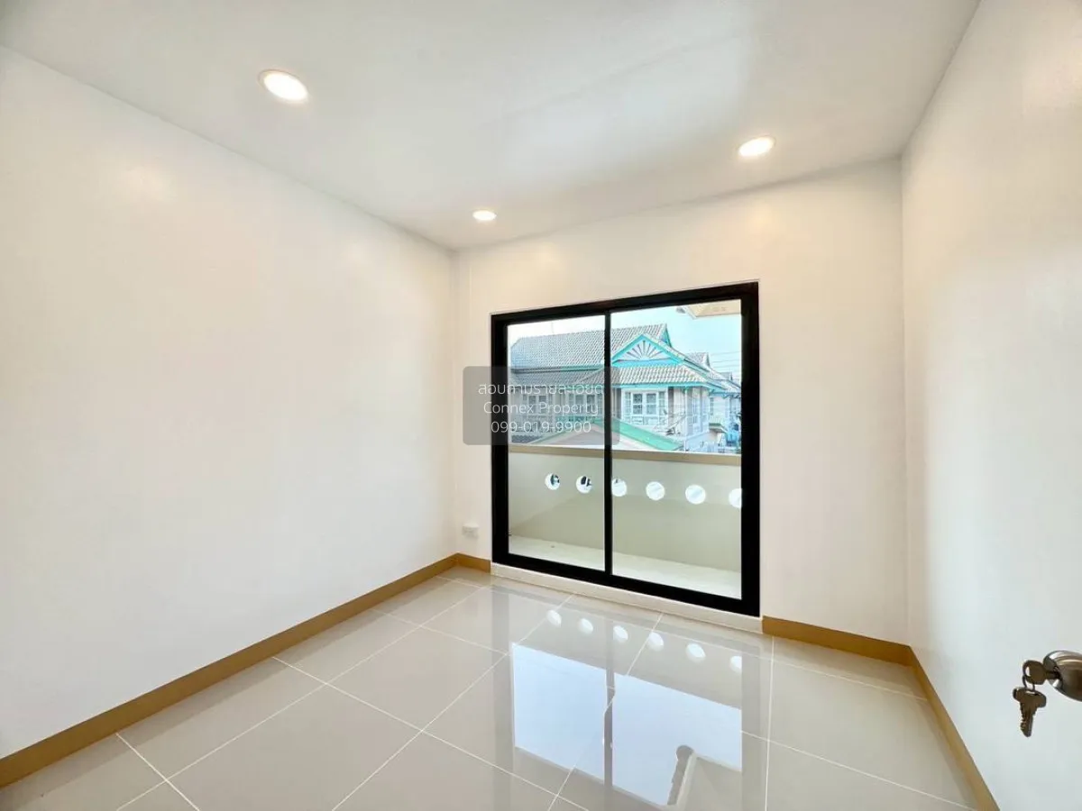 For Sale House , Baan Pruksa 19 Bangbuathong , newly renovated , 