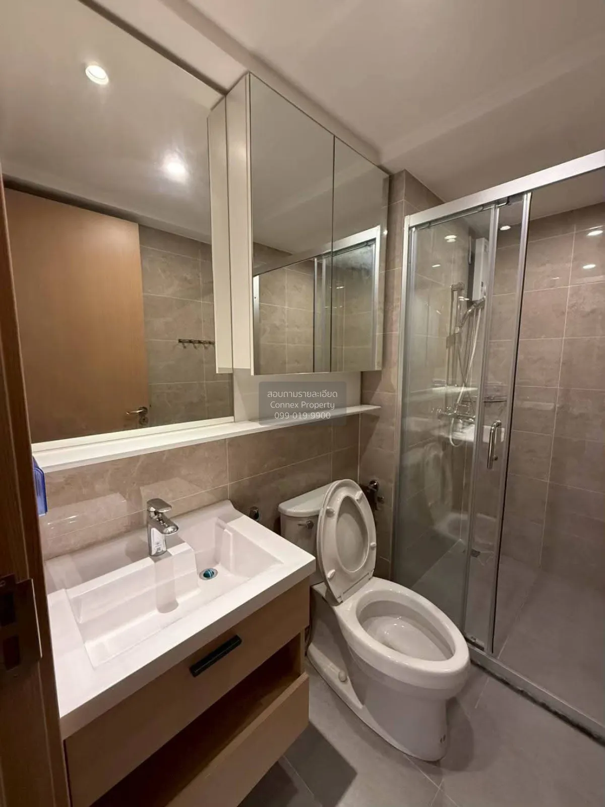 For Rent Condo , Regal Srinakarin 40 , Nong Bon , Prawet , Bangko