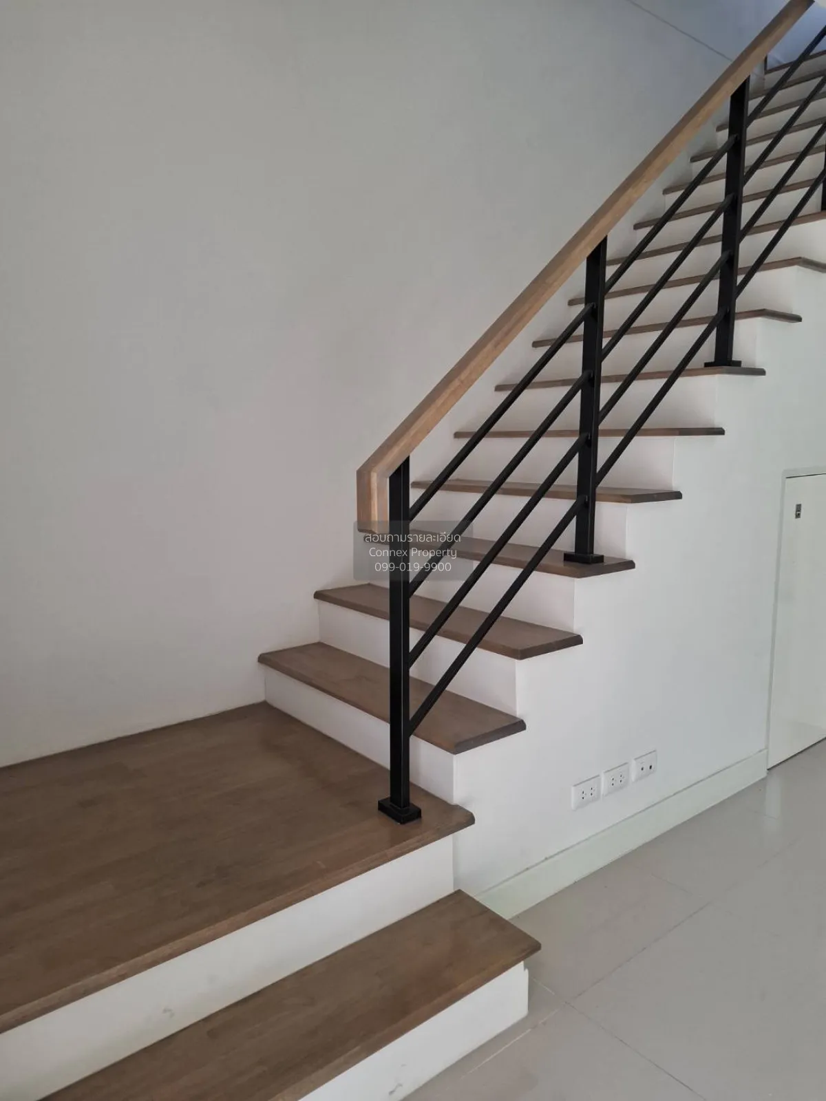 For Sale Townhouse/Townhome  , Baan Klang Muang Sukhumvit - Onnut 3