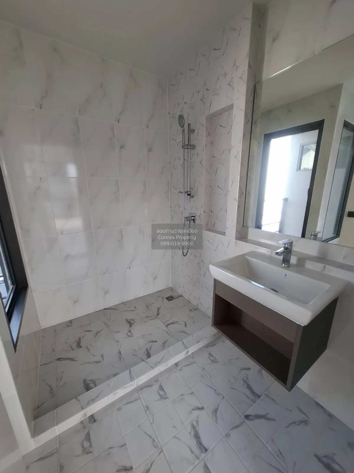 For Sale Townhouse/Townhome  , Baan Klang Muang Sukhumvit - Onnut