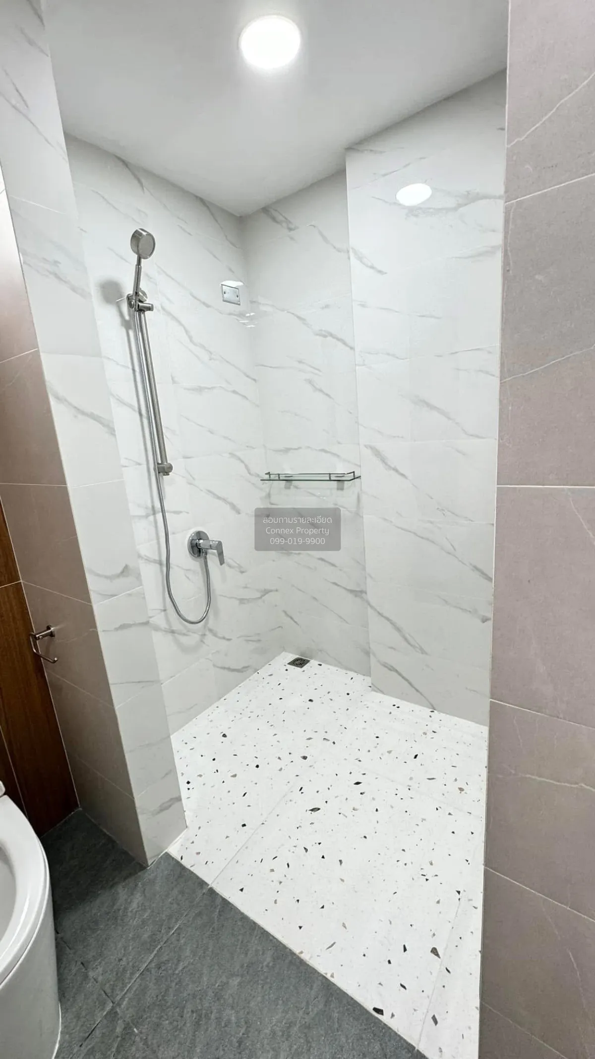 For Sale Beautiful Move-in Ready House for Sale – Fully Furnished