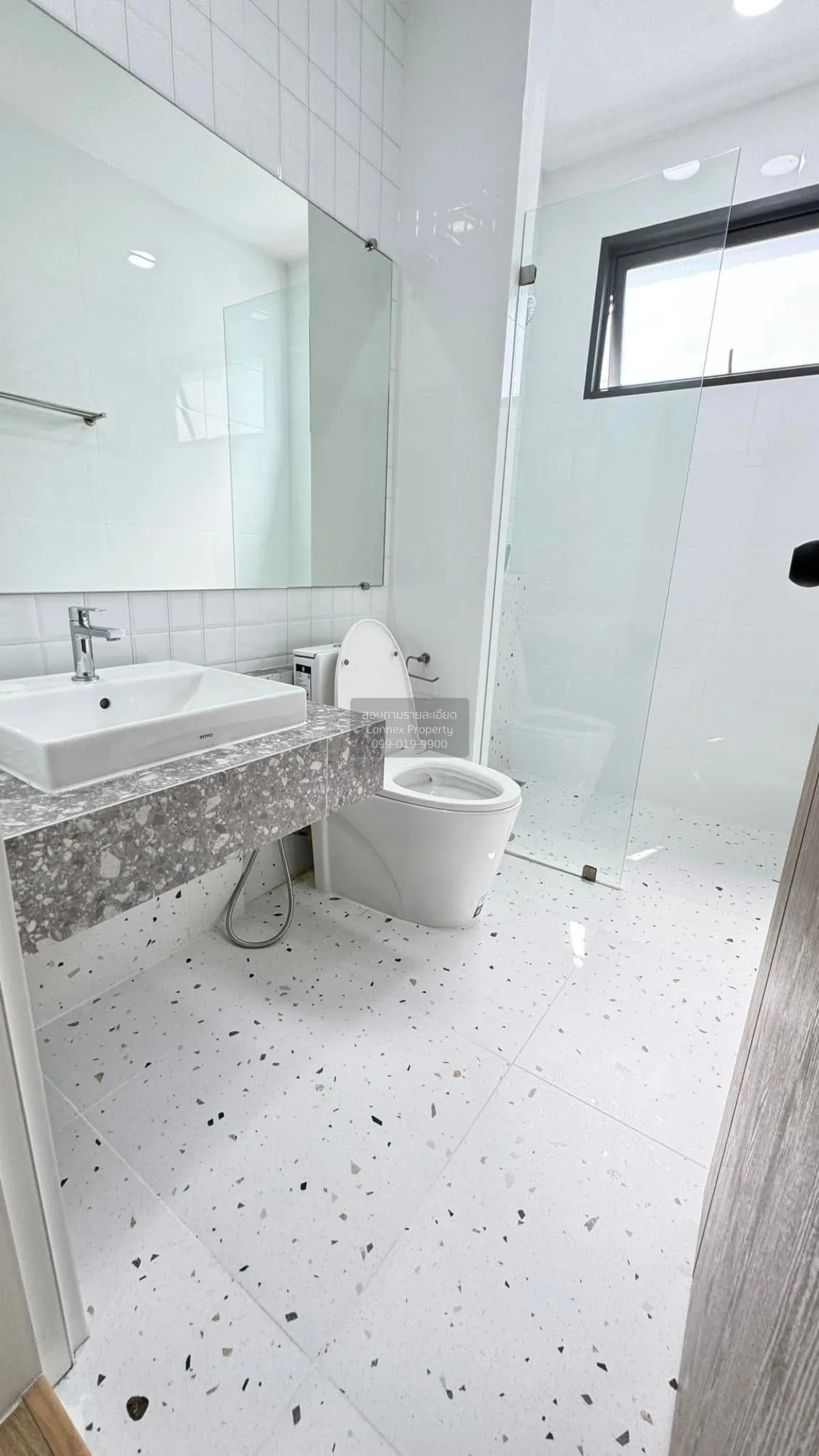 For Sale Beautiful Move-in Ready House for Sale – Fully Furnished