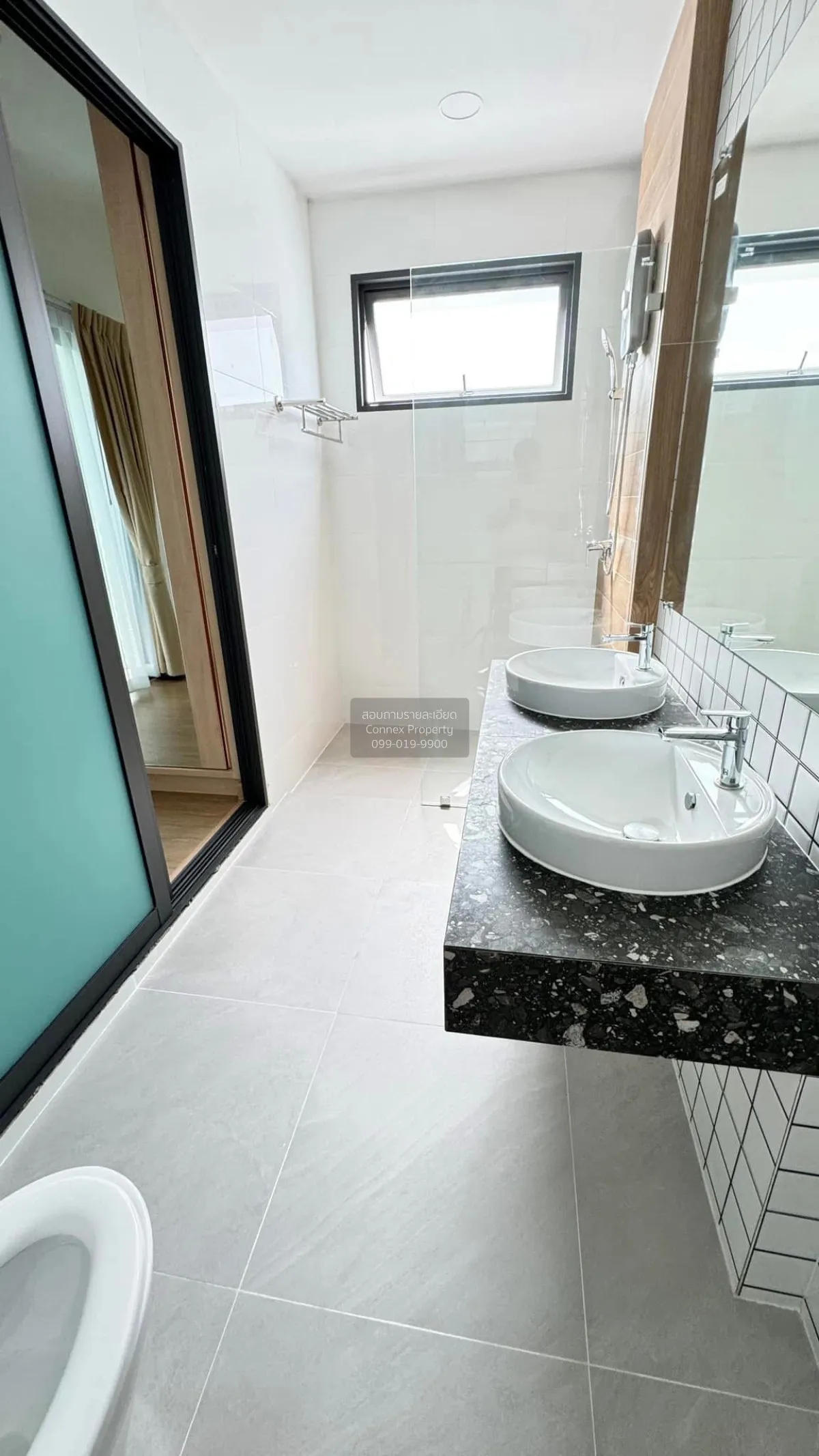 For Sale Beautiful Move-in Ready House for Sale – Fully Furnished