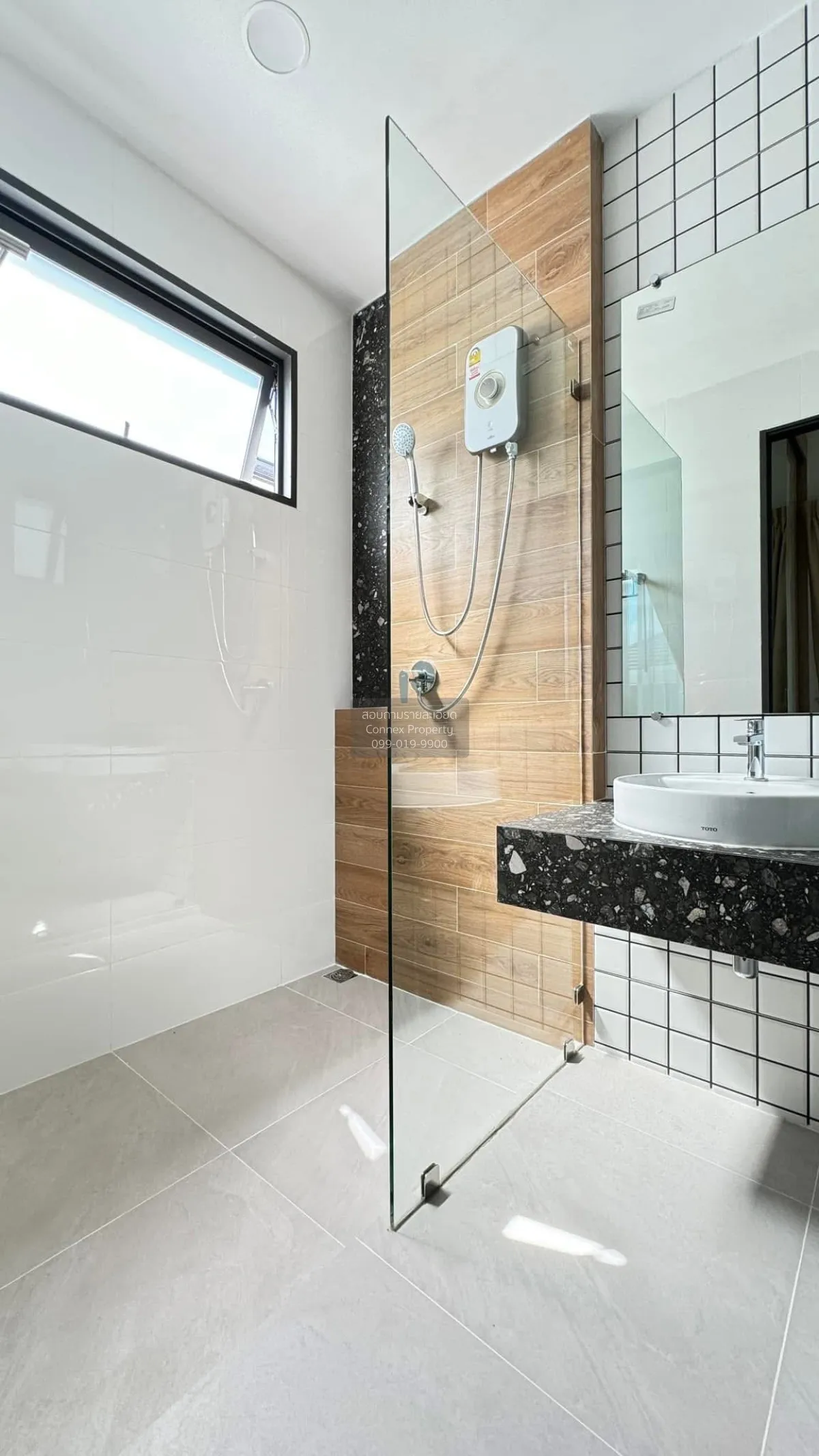 For Sale Beautiful Move-in Ready House for Sale – Fully Furnished