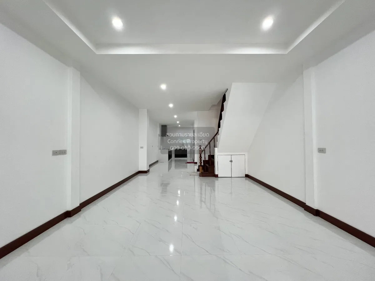 For Sale Townhouse/Townhome  , Moobaan Sena Villa 84 , newly reno 2