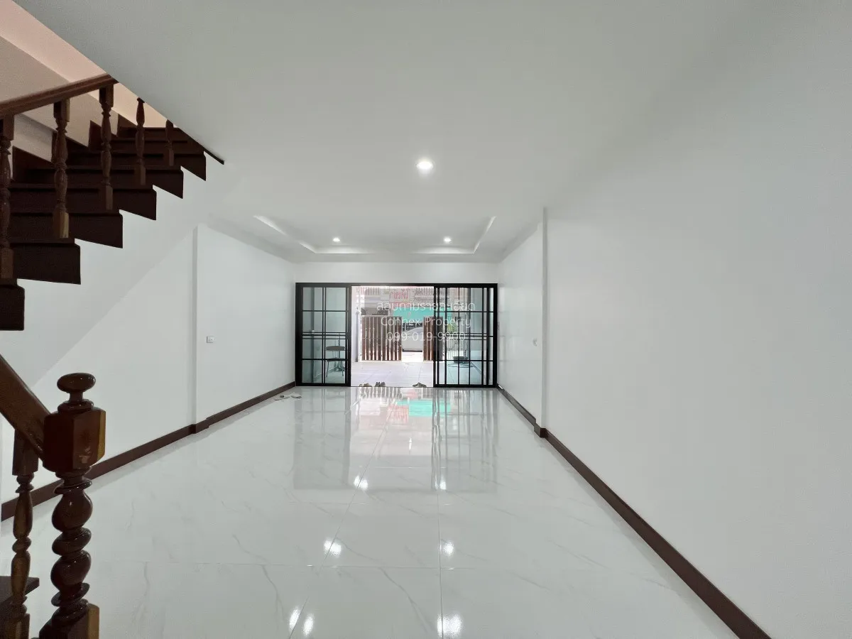 For Sale Townhouse/Townhome  , Moobaan Sena Villa 84 , newly reno 3