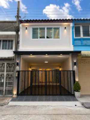 For Sale Townhouse/Townhome  , Moobaan Sena Villa 84 , newly renovated , Khlong Chan , Bang Kapi , Bangkok , CX-156596
