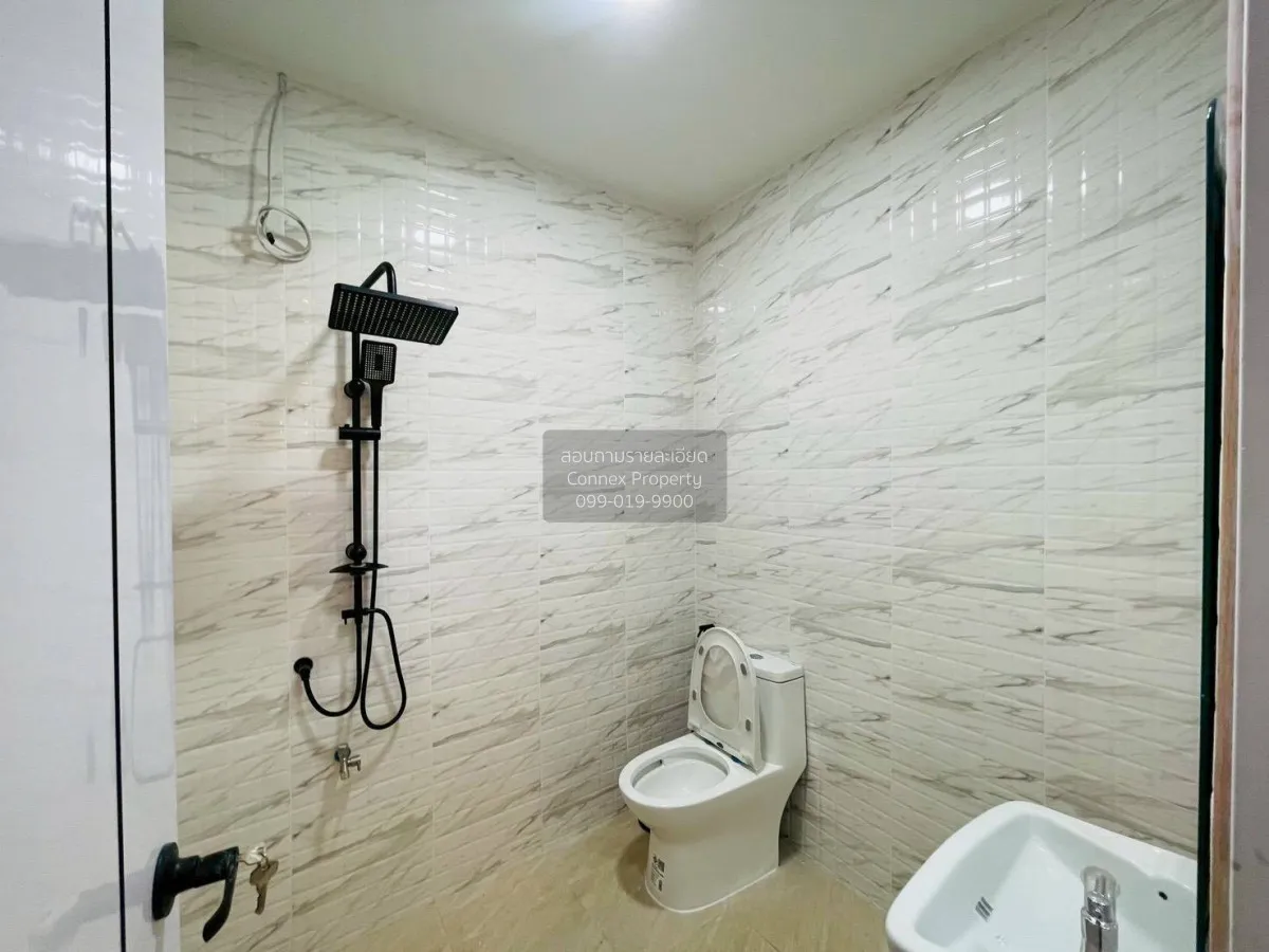 For Sale Townhouse/Townhome  , Moobaan Sena Villa 84 , newly reno