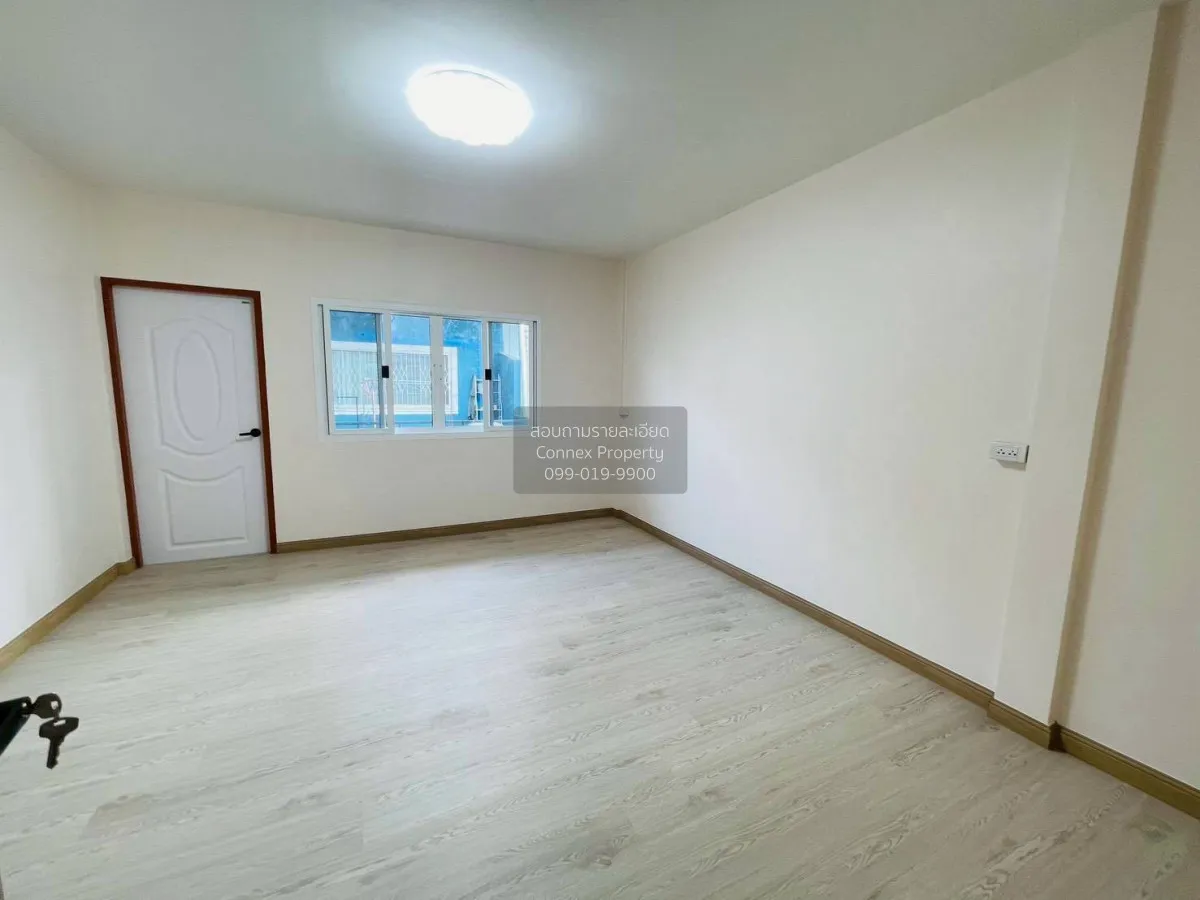 For Sale Townhouse/Townhome  , Moobaan Sena Villa 84 , newly reno