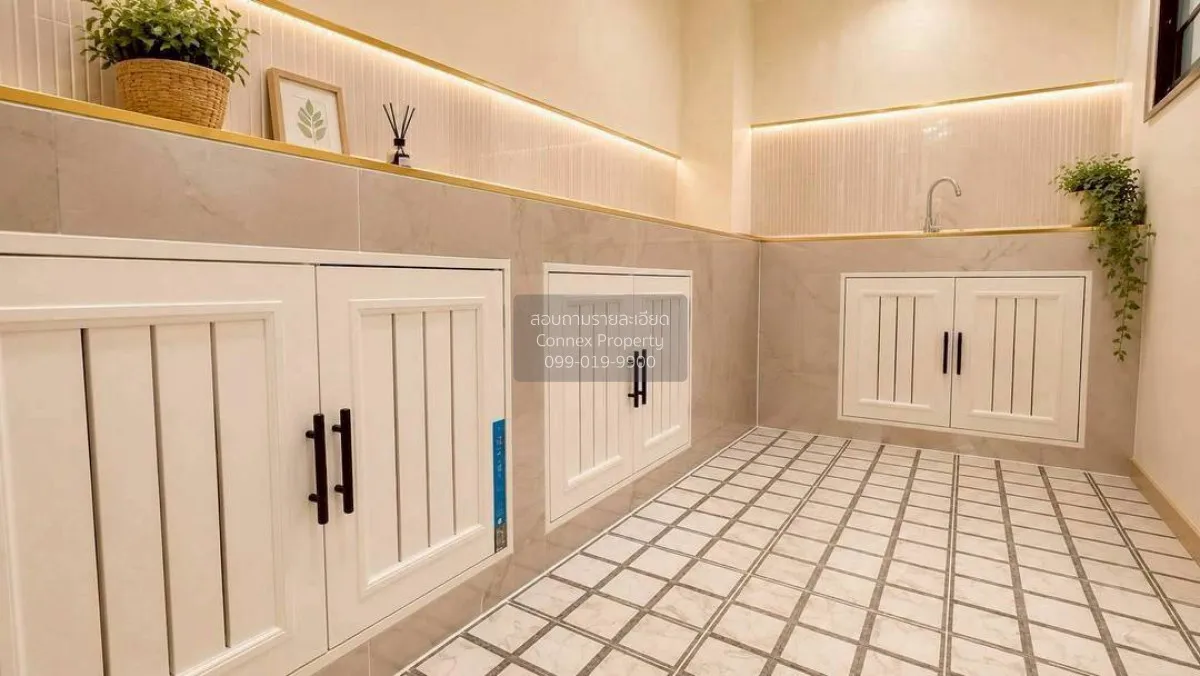 For Sale Townhouse/Townhome  , Sirarom Bang Bua Thong , wide fron