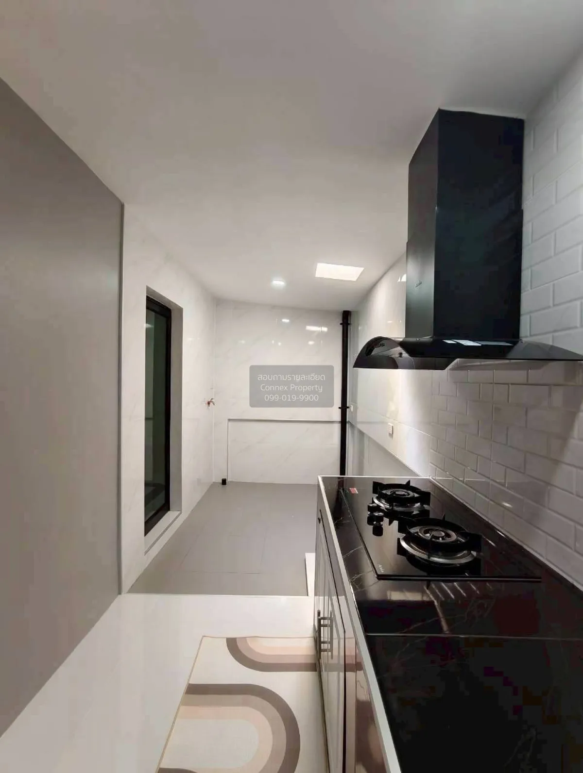 For Sale Townhouse/Townhome  , Baan Piyawararom 1 , newly renovat