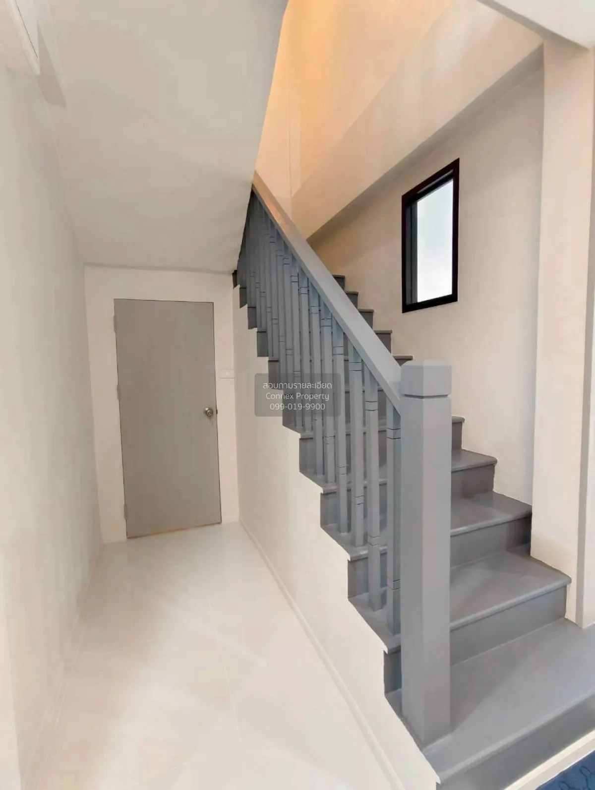 For Sale Townhouse/Townhome  , Baan Piyawararom 1 , newly renovat