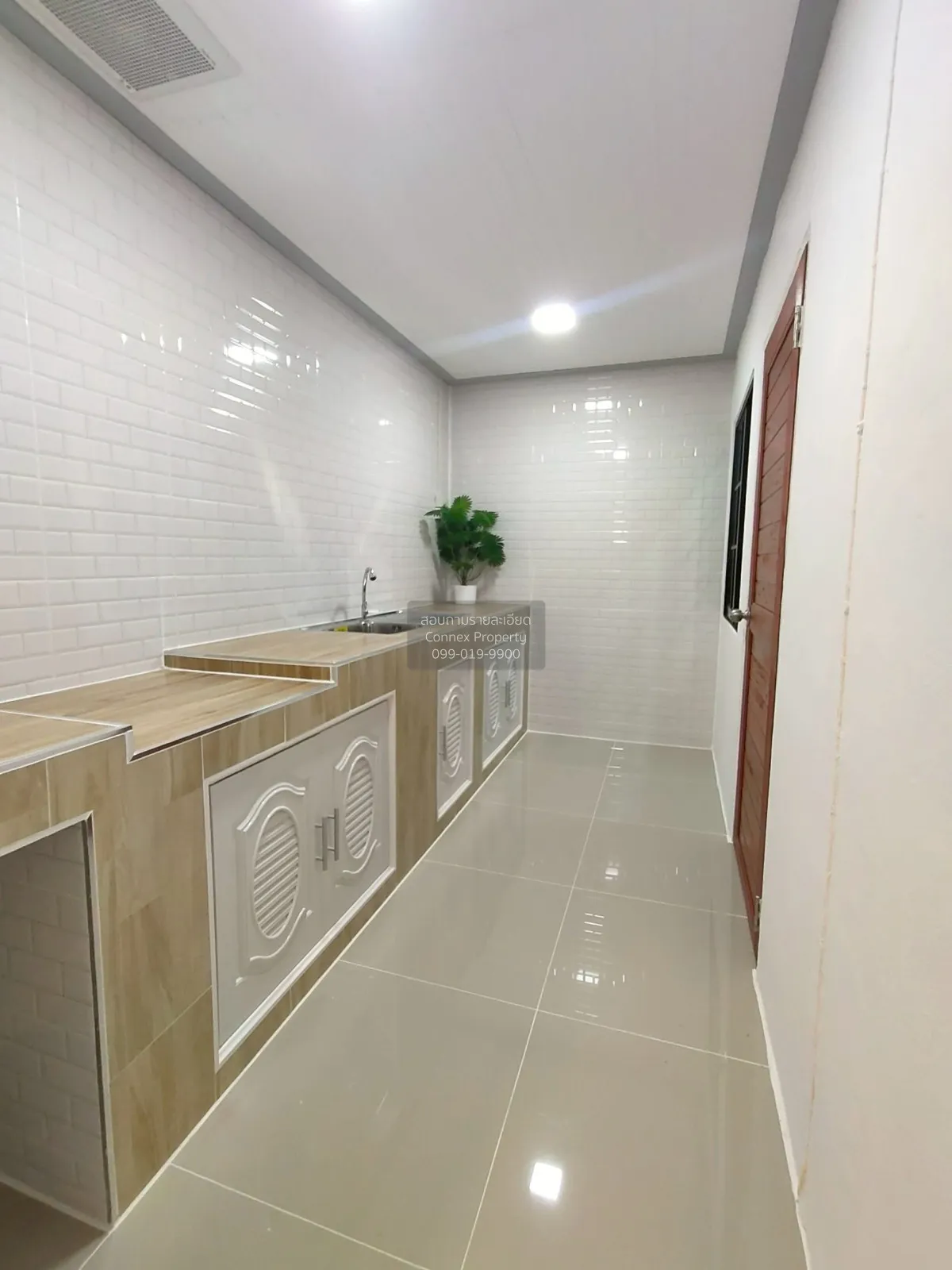 ขายทาวน์เฮ้าส์/ทาวน์โฮม  บ้านวรารักษ์ รังสิต-คลองสาม รีโนเวทใหม่ 