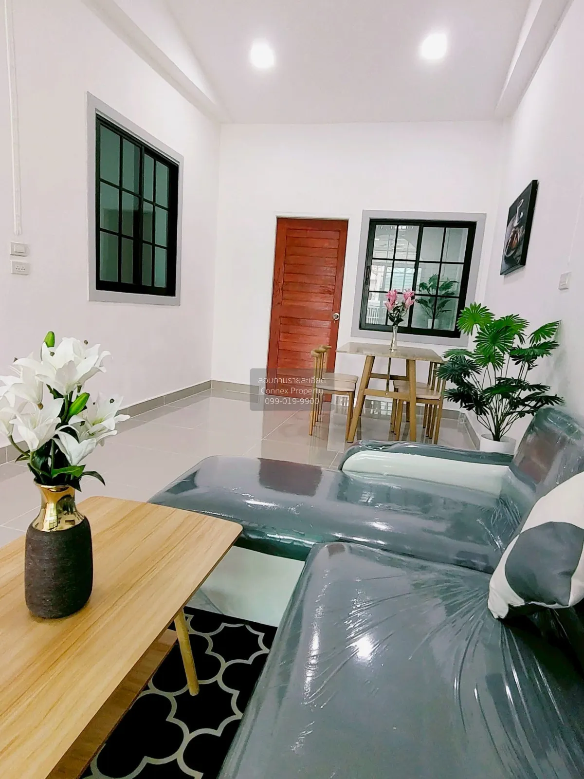ขายทาวน์เฮ้าส์/ทาวน์โฮม  บ้านวรารักษ์ รังสิต-คลองสาม รีโนเวทใหม่ 
