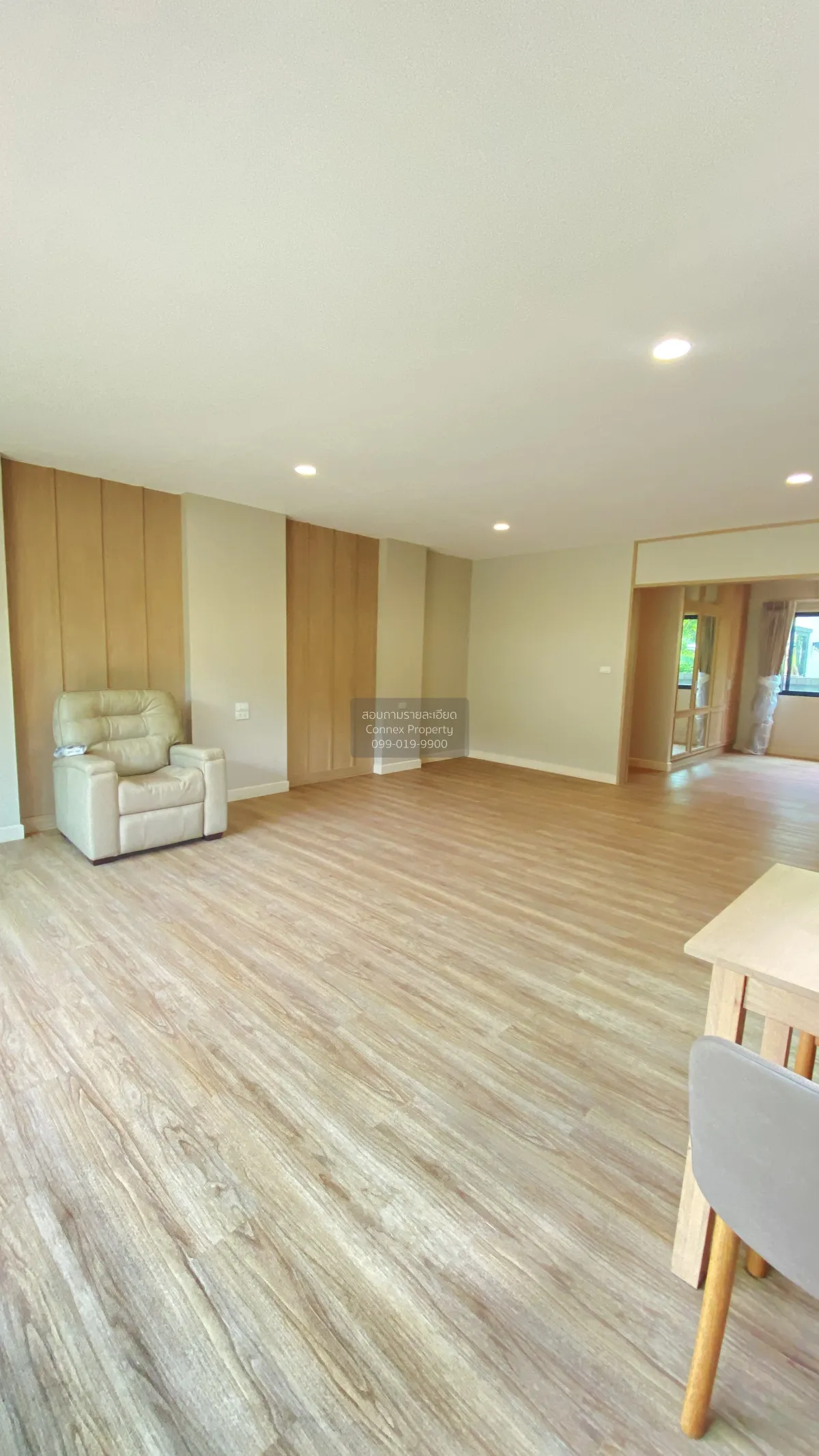 For Sale House , Setthasiri Wongwaen-Lamlukka , wide frontage , B