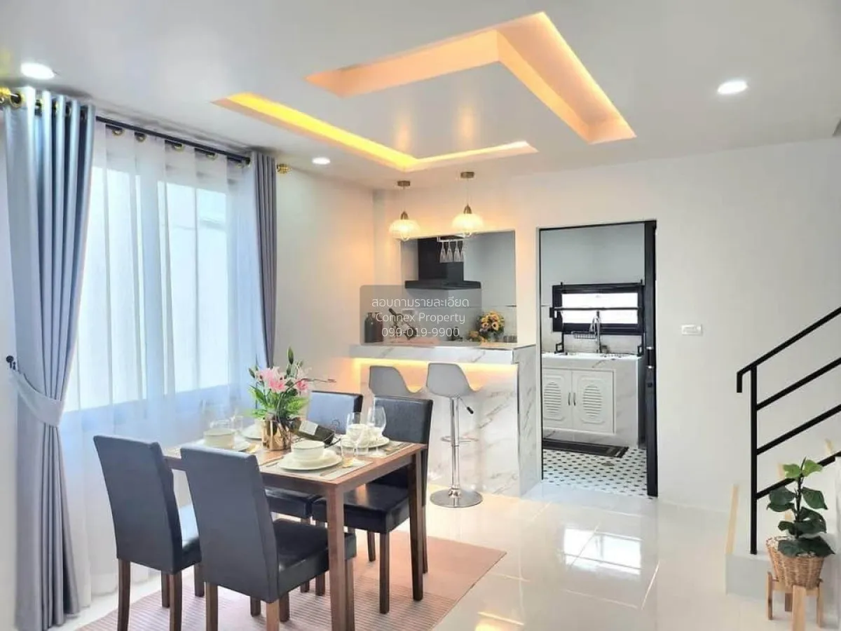 For Sale House , Ratanakorn Village 18 , Nong Prue , Bang Lamung 