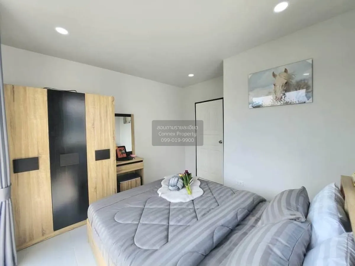 For Sale House , Ratanakorn Village 18 , Nong Prue , Bang Lamung 