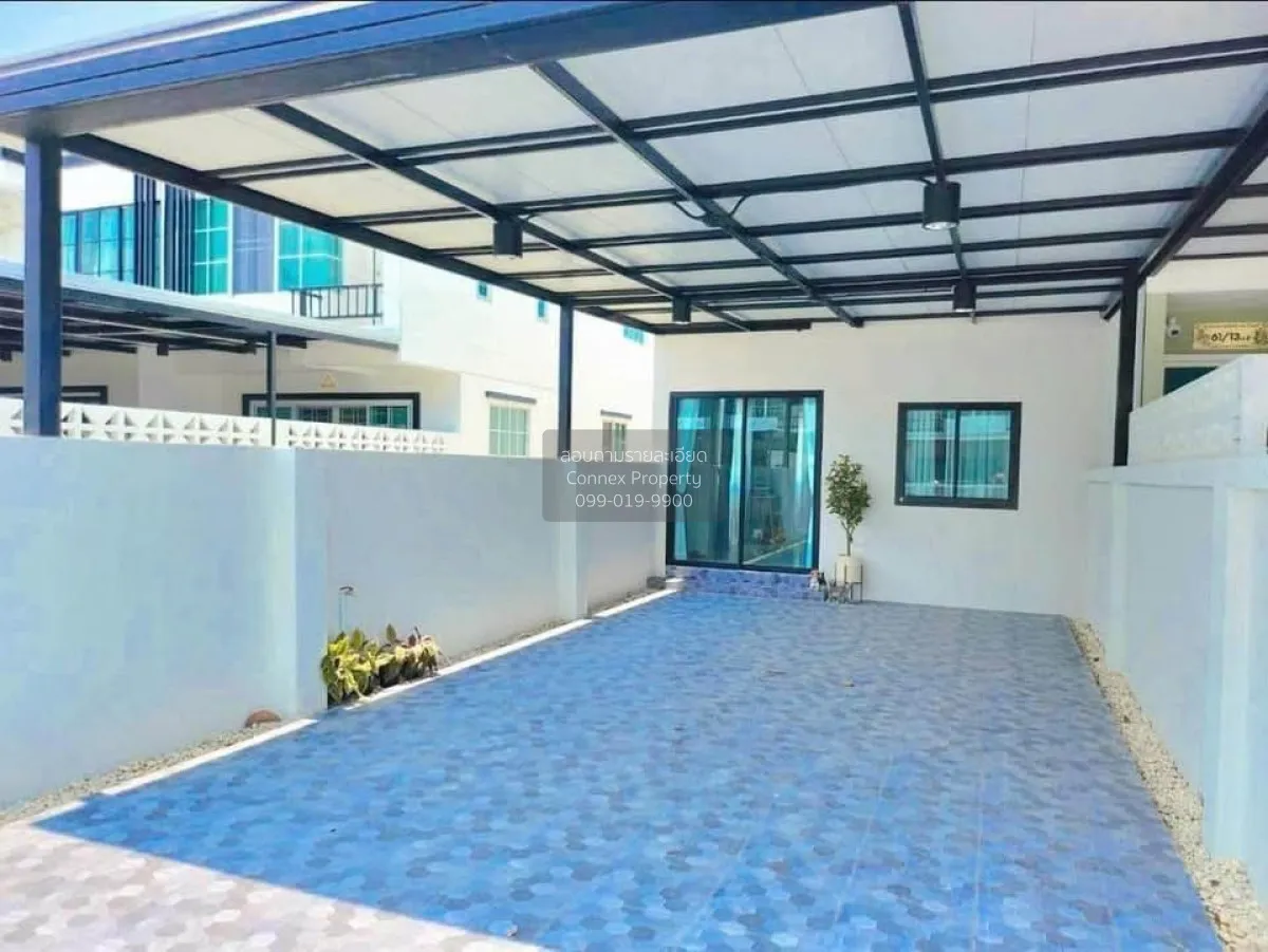 For Sale House , Ratanakorn Village 18 , Nong Prue , Bang Lamung 