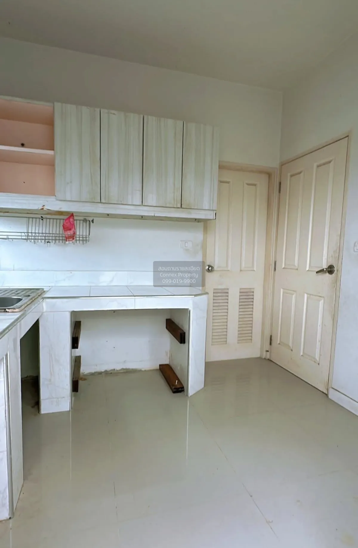 For Sale House , Groove Ville Lamlukka Klong 4 , wide frontage , 