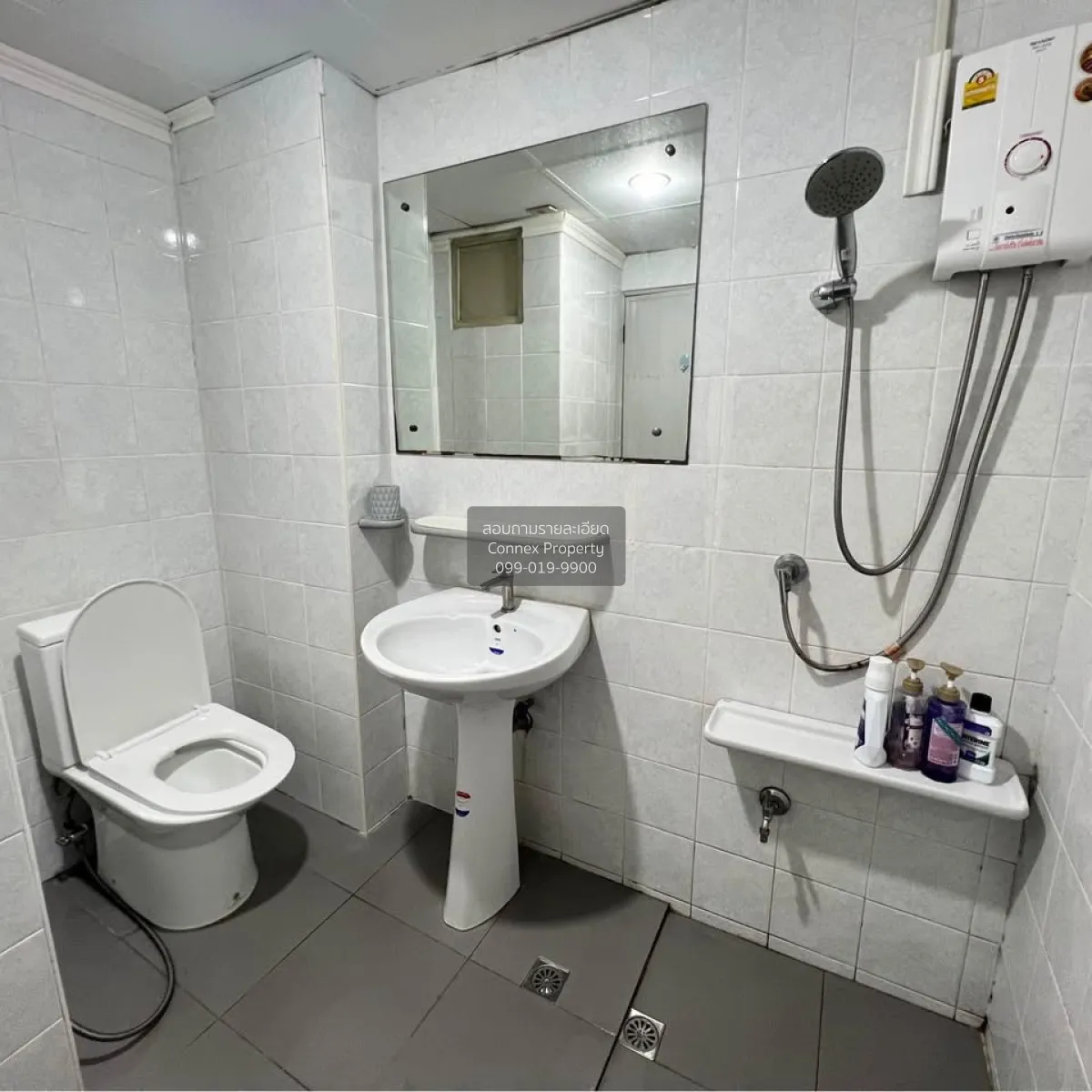 For Sale Condo , First Tower , Khlong Toei Nuea , Watthana , Bang
