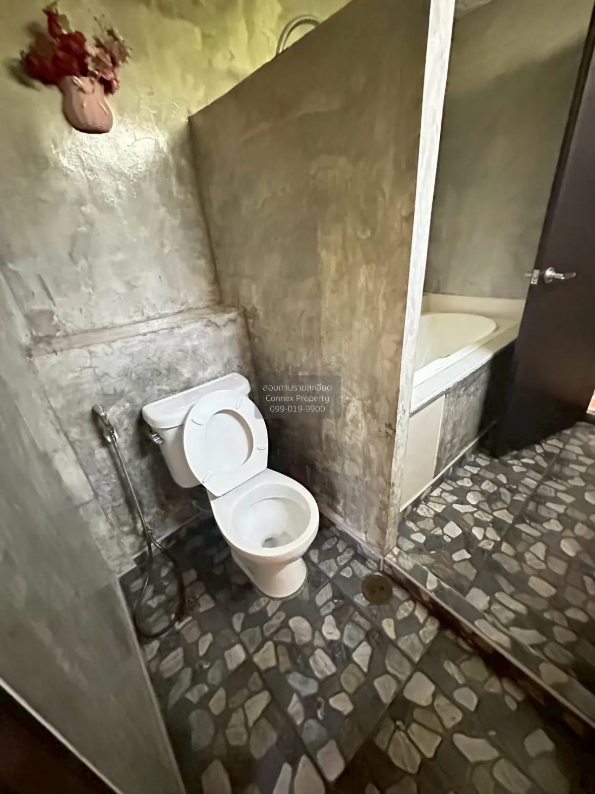 For Rent House , Baan Imumporn 11 , Tha Kham , Bang Khun Thian , 