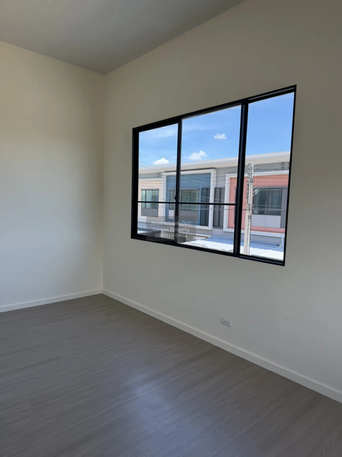 For Sale Townhouse/Townhome  , Siri Place Phetkasem-Sai 4 , corne