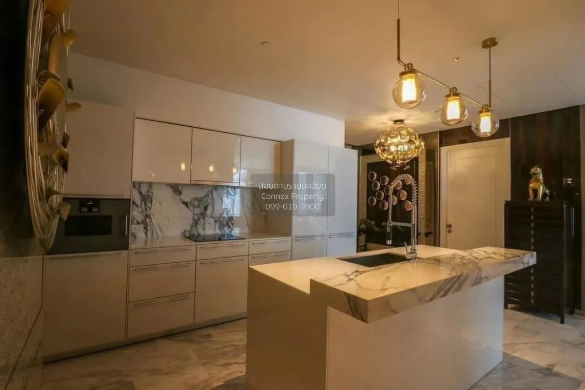 For Rent Condo , The Ritz Carlton Residences , nice view , high f