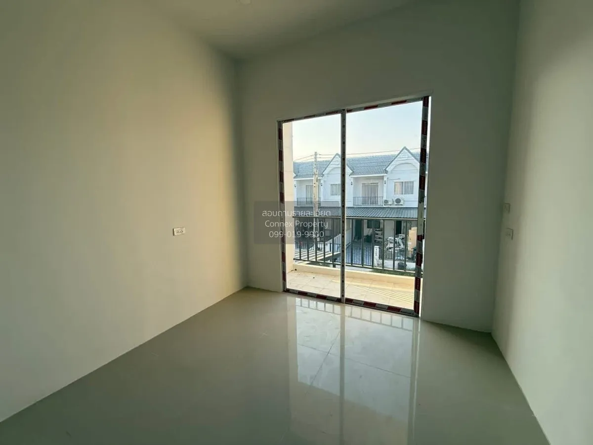 For Sale Townhouse/Townhome  , Ratanakorn Village 25 , Nong Prue 