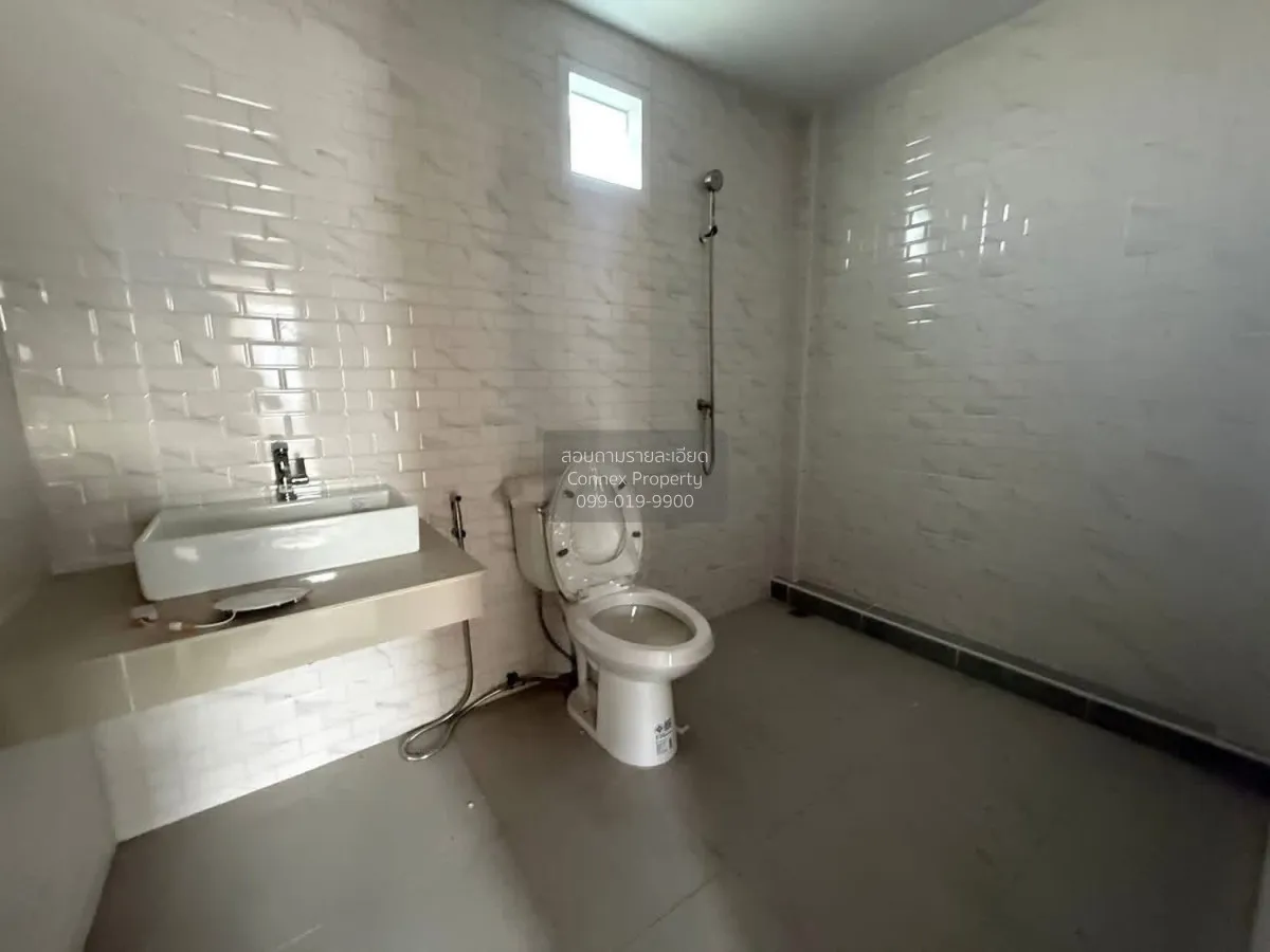 For Sale Townhouse/Townhome  , Ratanakorn Village 25 , Nong Prue 