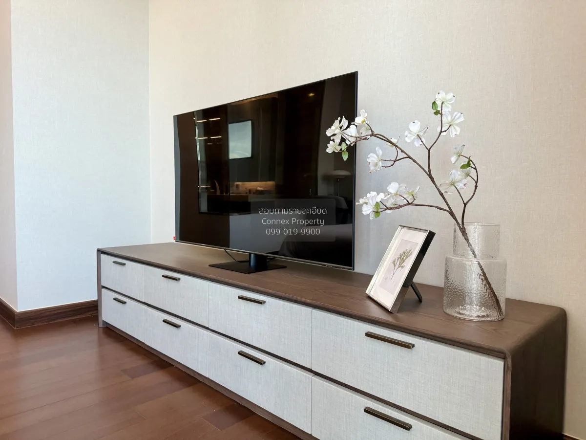 For Sale Condo , Q1 Sukhumvit , high floor , BTS-Nana , Khlong To