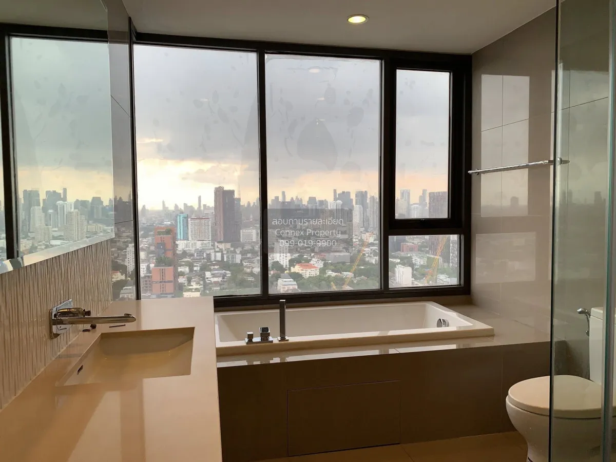 For Rent Condo , RHYTHM Sukhumvit 42 , BTS-Ekkamai , Phra Khanong