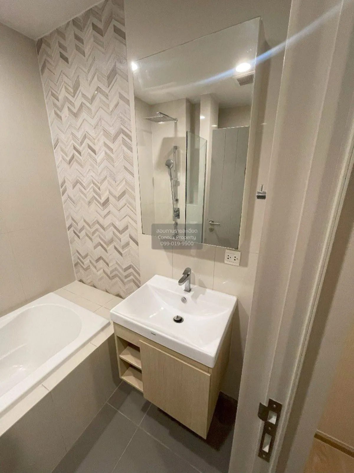 For Rent Condo , Oka Haus Sukhumvit 36 , BTS-Thong Lo , Khlong Ta
