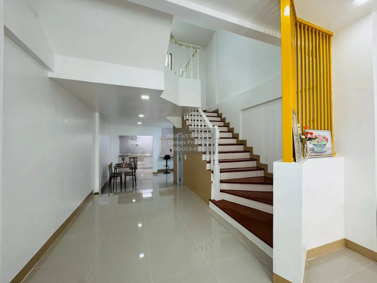For Sale Townhouse/Townhome  , Maneerin Lake & Park Ratchaphruek 