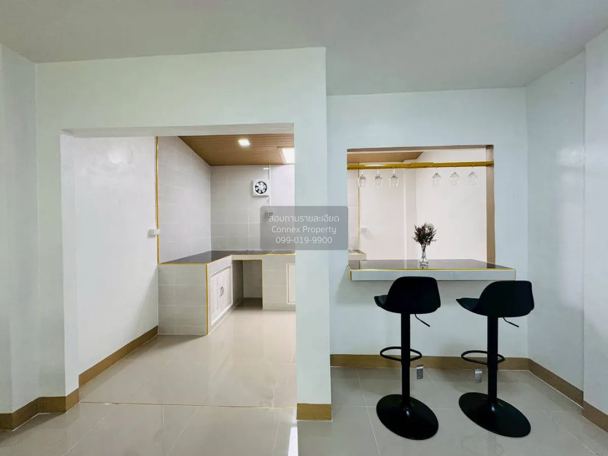 For Sale Townhouse/Townhome  , Maneerin Lake & Park Ratchaphruek 