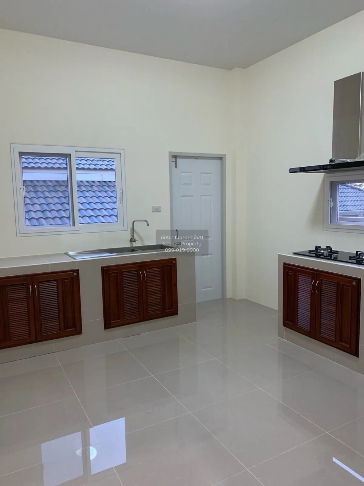 For Sale House , Navy House 41 , Bang Sare , Sattahip , Chon Buri