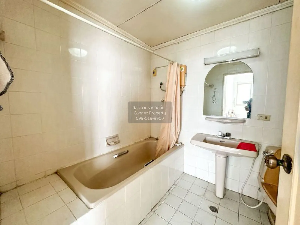 For Sale Condo , Royal Castle Pattanakarn , ARL-Hua Mak , Suan Lu