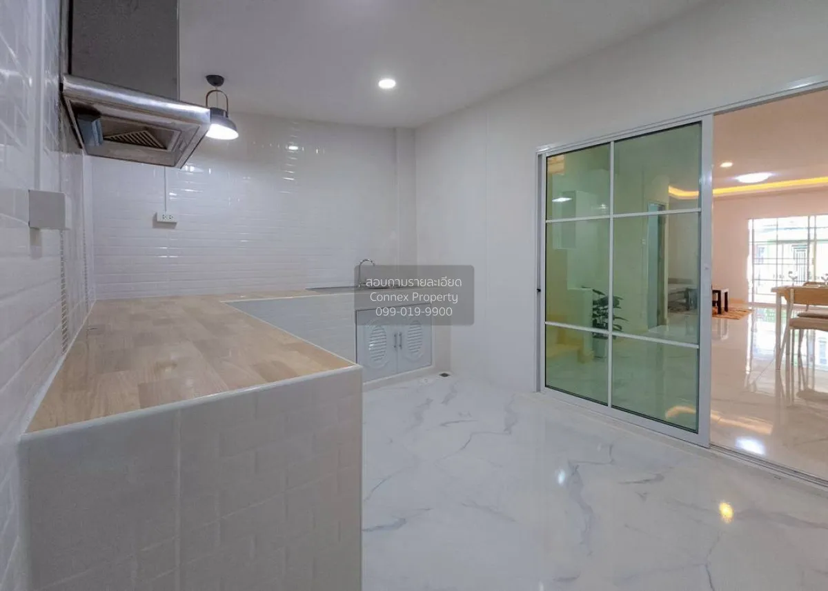 For Sale Townhouse/Townhome  , Baan Rom Ngao Mai , Bang Bua Thong