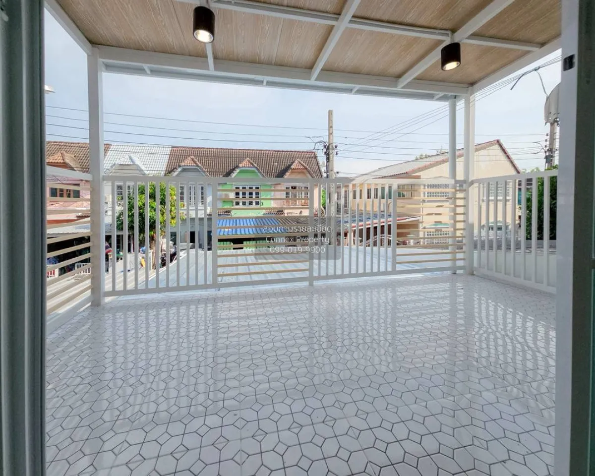For Sale Townhouse/Townhome  , Baan Rom Ngao Mai , Bang Bua Thong