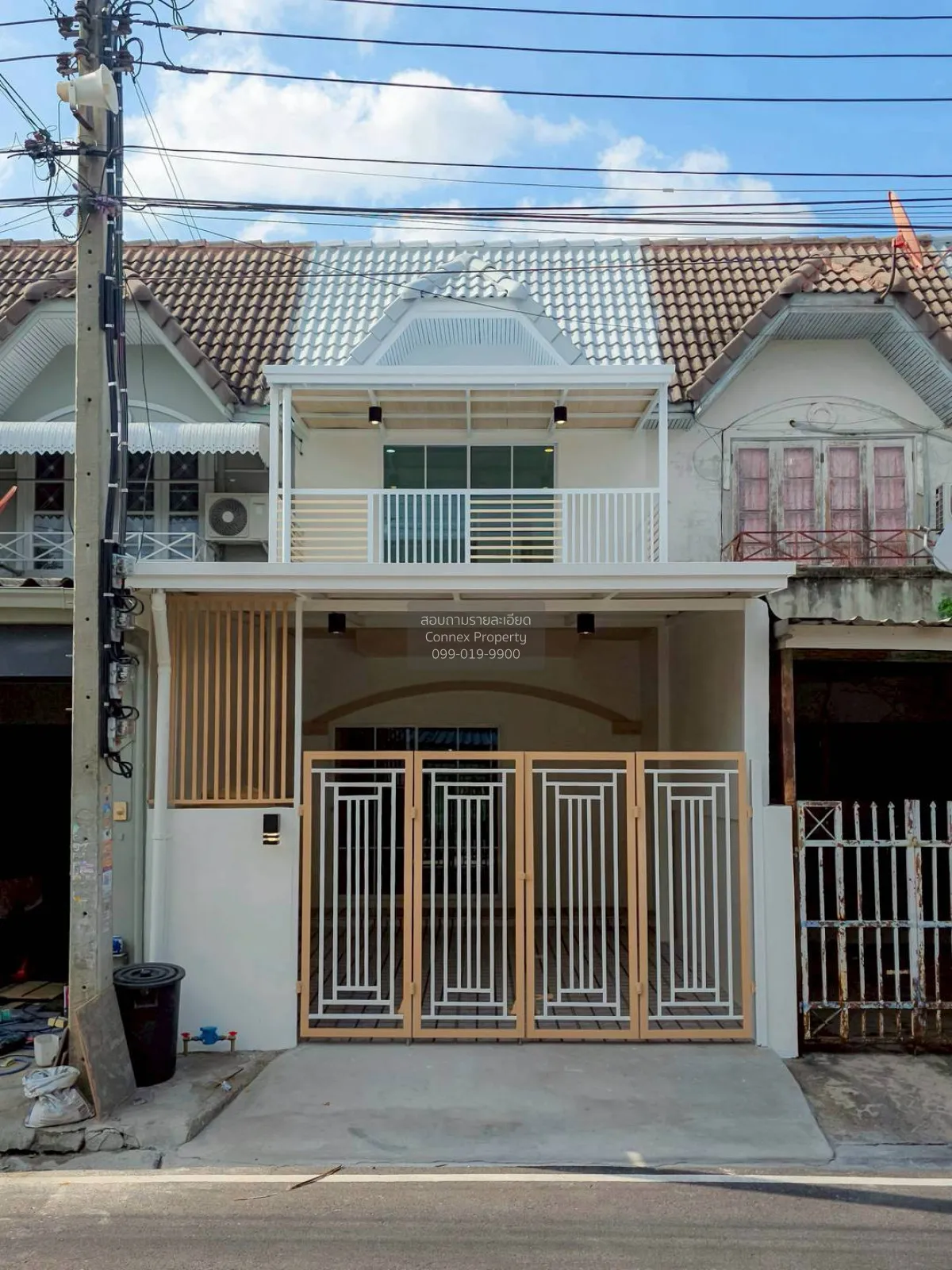For Sale Townhouse/Townhome  , Baan Rom Ngao Mai , newly renovate 1